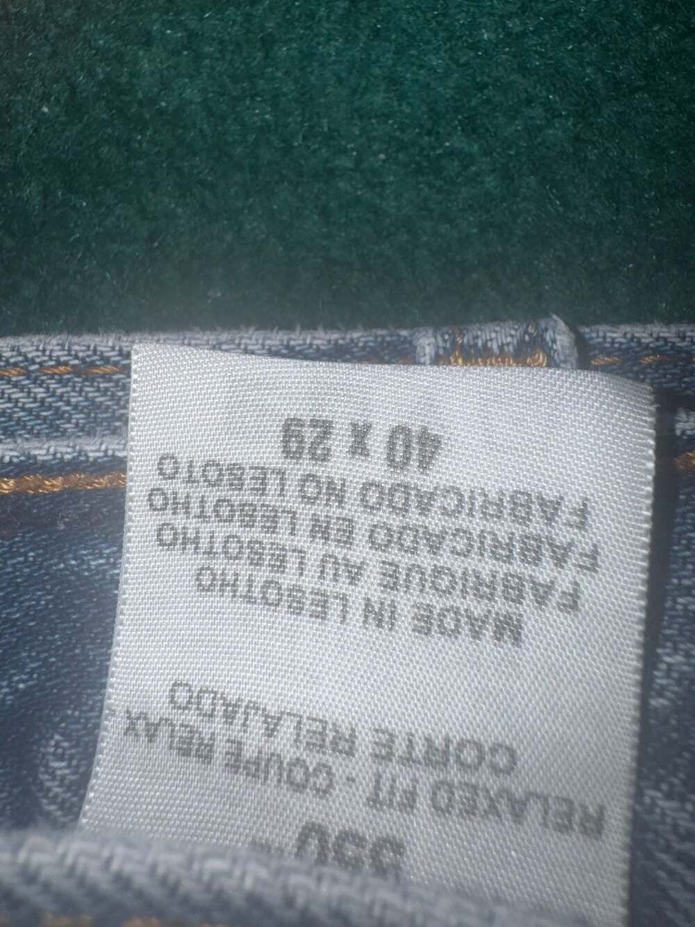 Levi's 550 Relaxed Fit Medium Wash Denim Jeans Men's 40x29